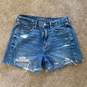 Women’s American Eagle 90s Boyfriend Shorts
